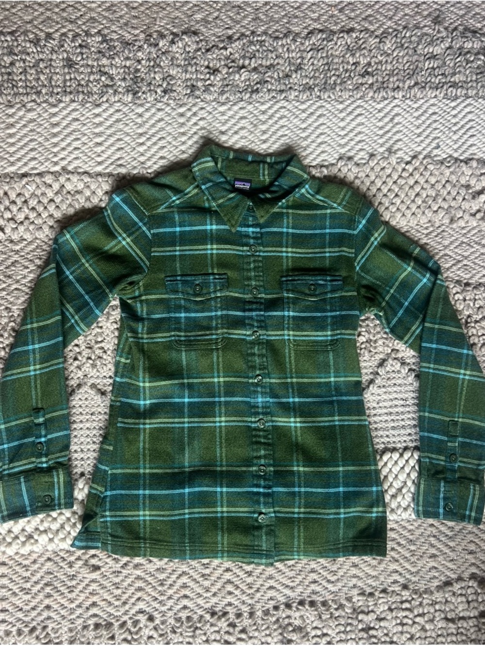 Patagonia Fjord Flannel Shirt Women Size 2 Green Plaid Organic Cotton Button Up